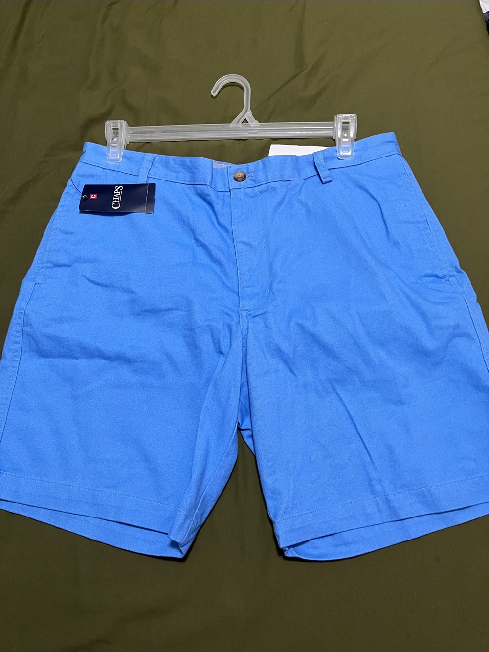 Chaps Men’s Bright Blue Flat-Front Shorts
